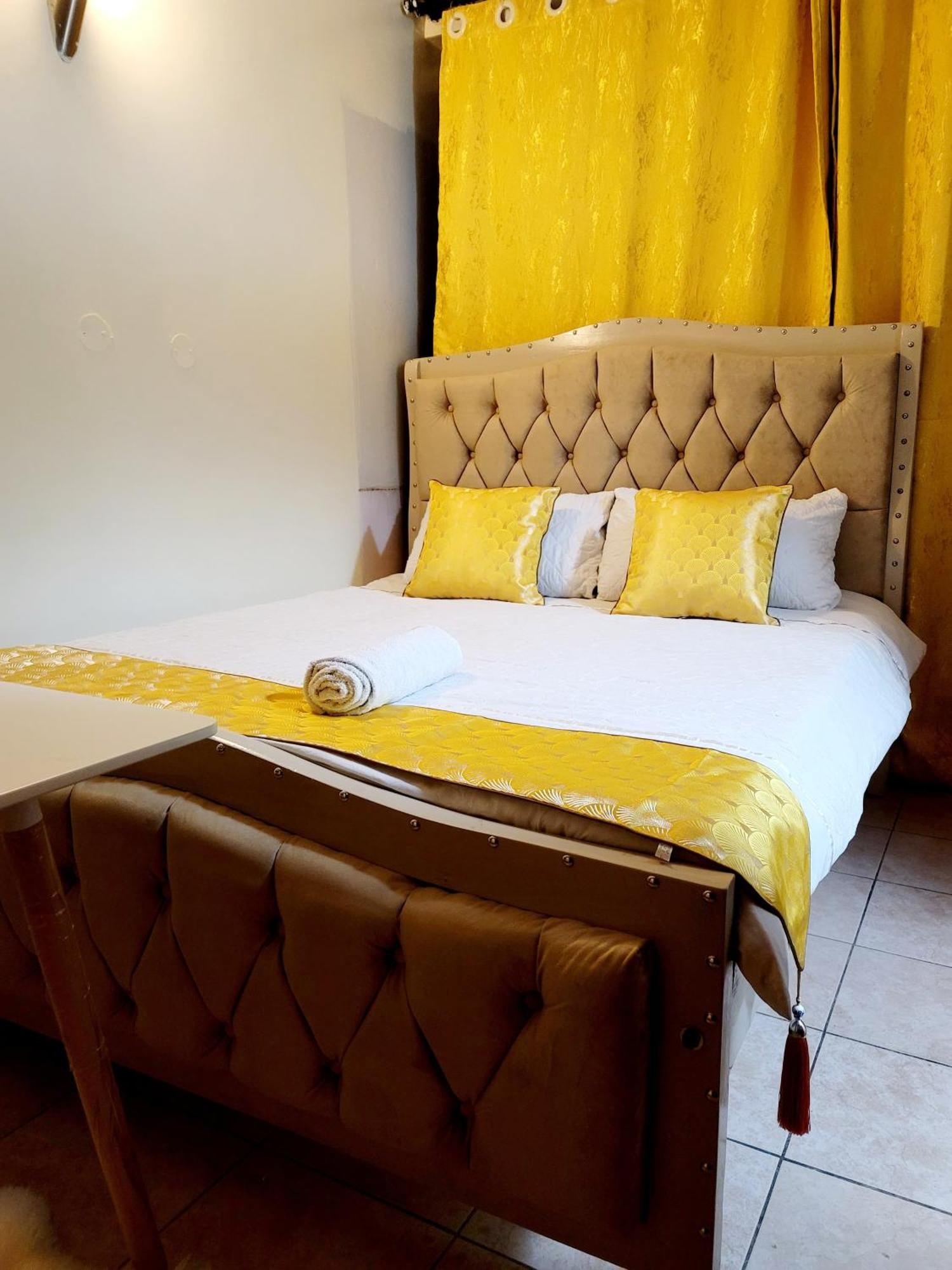 Sunrise Blue Moon B&B Найроби Екстериор снимка