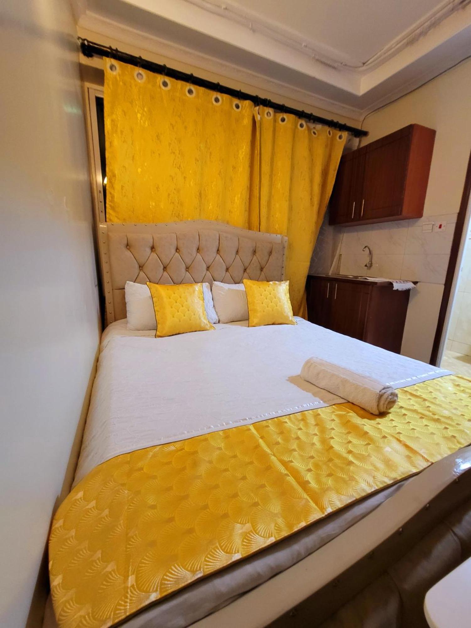 Sunrise Blue Moon B&B Найроби Екстериор снимка